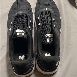 Under Armour black low top fuel size 14